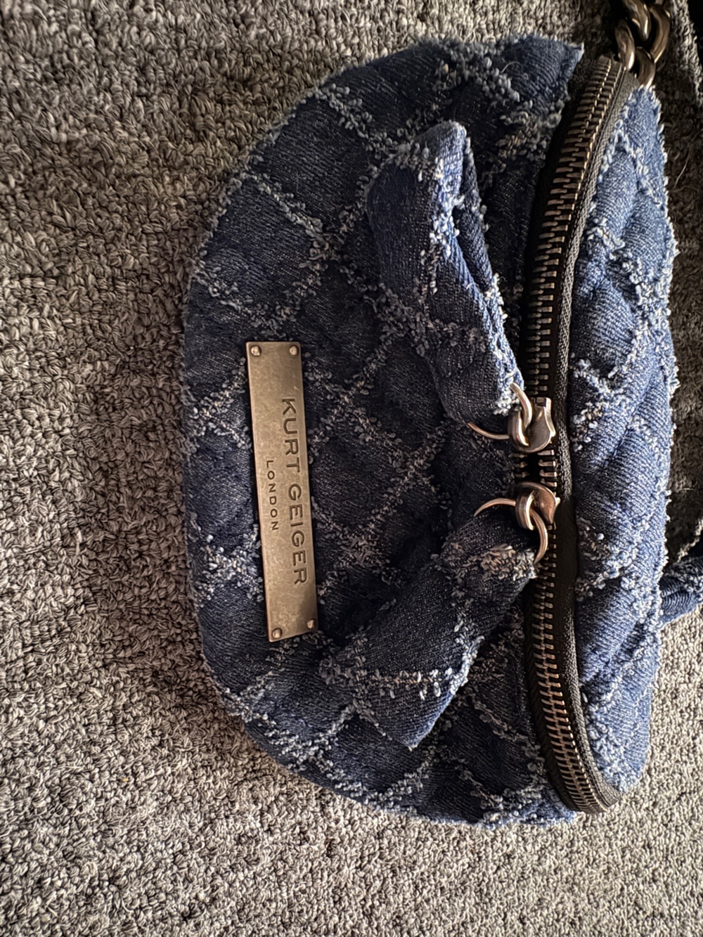 Kurt Geiger Small Brixton Navy Quilted Denim Chain Belt Bag - Picture 2 of 8
